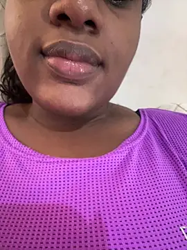 Snapshot of amorasecy chatting on 04-04-26, 02:14 amorasecy online show from 04-04-26, 02:14