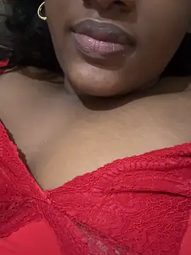 Snapshot of amorasecy chatting on 04-21-26, 02:23 amorasecy online show from 04-21-26, 02:23