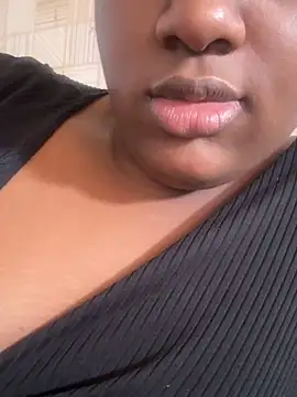 Snapshot of amorasecy chatting on 05-05-26, 12:35 amorasecy online show from 05-05-26, 12:35
