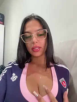 jujuarantes  2026 online show from 01-07-26, 12:07