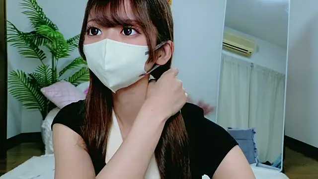 Snapshot of Kiki-jpn chatting on 05-12-26, 11:40 Kiki-jpn online show from 05-12-26, 11:40