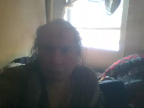 Snapshot of karelyruiz15 chatting on 01-10-26, 06:53 karelyruiz15 online show from 01-10-26, 06:53