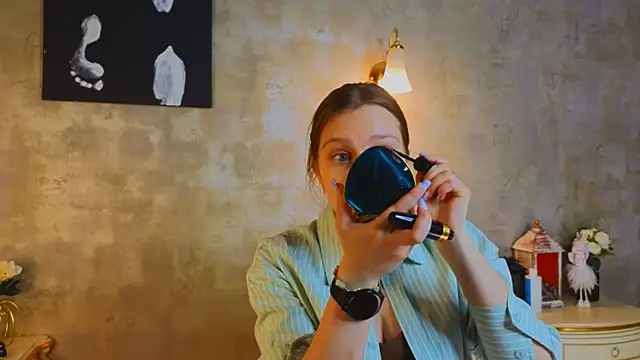 EllisStrano online show from 02-10-26, 02:21