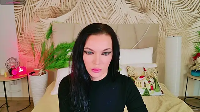 JulieHill online show from 02-01-26, 07:18