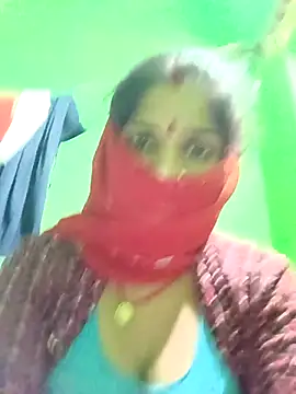 Snapshot of Kashish_Love143 chatting on 04-14-26, 04:24 Kashish Love143 online show from 04-14-26, 04:24