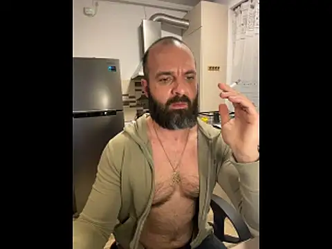 Snapshot of DamonSalvatore2 chatting on 04-06-26, 09:05 DamonSalvatore2 online show from 04-06-26, 09:05