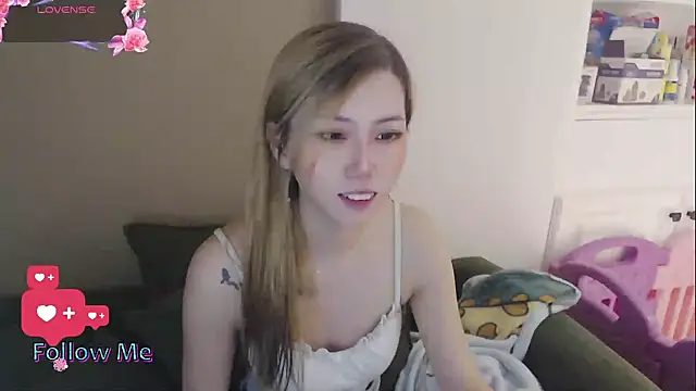 whitecat13 online show from 05-13-26, 10:12