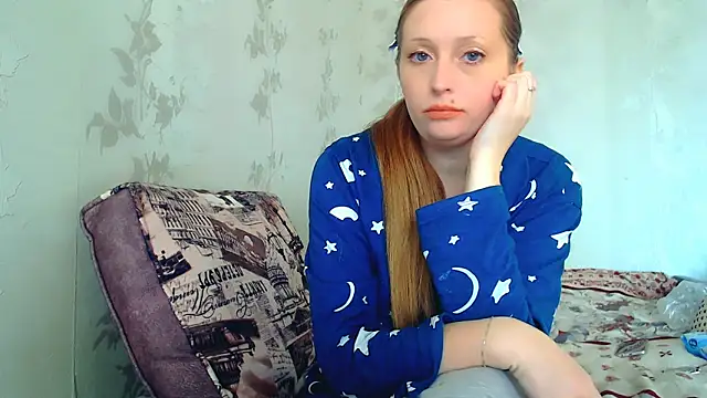 Snapshot of CrystallAngel chatting on 02-04-26, 11:49 CrystallAngel online show from 02-04-26, 11:49