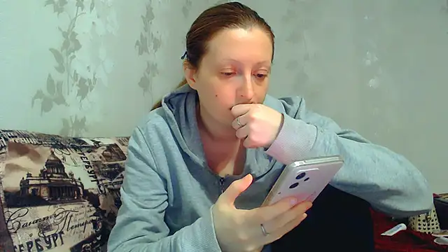 Snapshot of CrystallAngel chatting on 02-17-26, 03:40 CrystallAngel online show from 02-17-26, 03:40