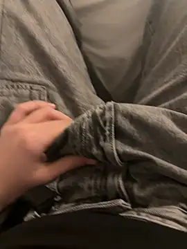 Snapshot of bad4people chatting on 01-19-26, 09:35 bad4people online show from 01-19-26, 09:35