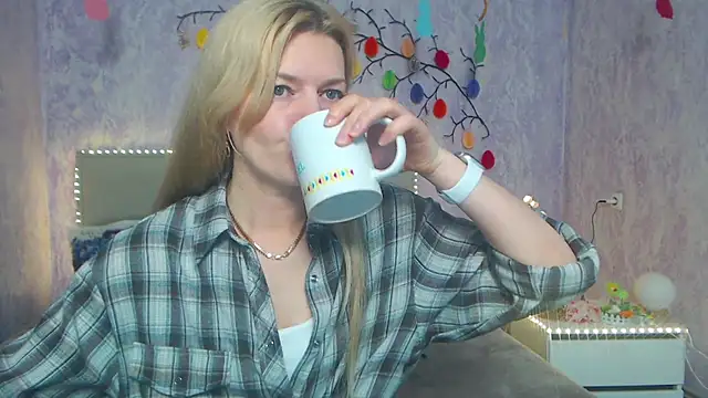 MelissaTyler online show from 04-09-26, 06:19