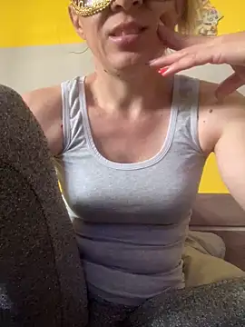 SexyMamiVee online show from 05-06-26, 10:42