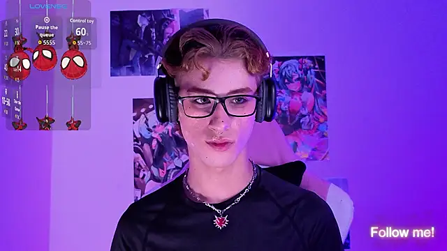 Kitsuneplay  online show from 03-25-26, 05:35