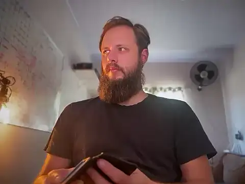 TSchaffer online show from 02-04-26, 01:28