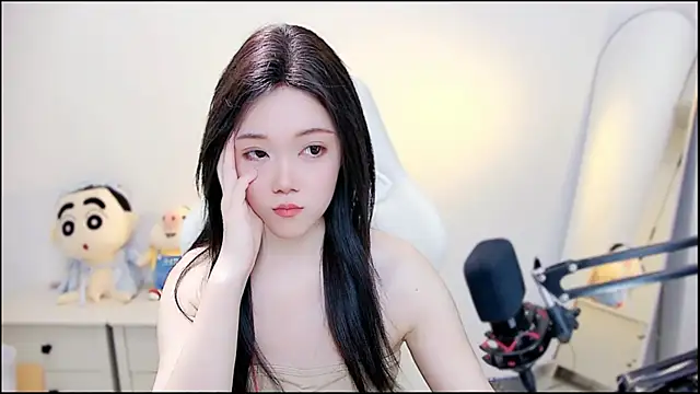 Snapshot of Cindy-dd chatting on 02-19-26, 10:00 Cindy-dd online show from 02-19-26, 10:00