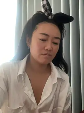 Molly-xiao online show from 05-02-26, 03:55