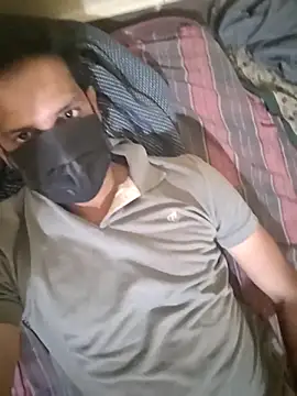 Snapshot of nivasnivi798 chatting on 04-01-26, 04:15 nivasnivi798 online show from 04-01-26, 04:15