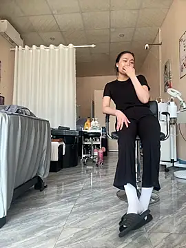 Chiipp69 online show from 03-17-26, 06:50