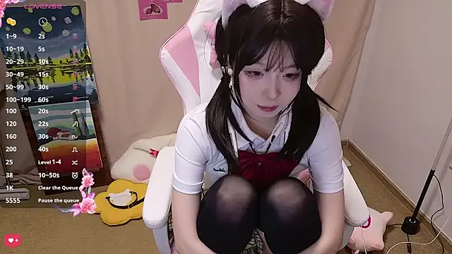 cuteqiqi online show from 05-12-26, 01:41