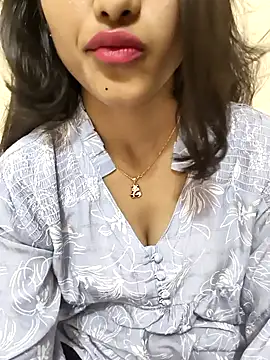 Snapshot of Yours-Zeenat chatting on 05-05-26, 07:38 Yours-Zeenat online show from 05-05-26, 07:38
