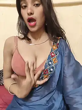 Snapshot of Yours-Zeenat chatting on 05-22-26, 07:59 Yours-Zeenat online show from 05-22-26, 07:59