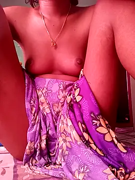 Snapshot of Puja_1230 chatting on 03-30-26, 10:05 Puja 1230 online show from 03-30-26, 10:05