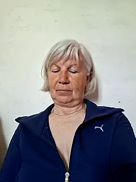 KlaudiaDarling online show from 04-30-26, 08:20