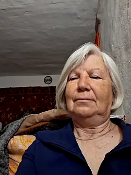 KlaudiaDarling online show from 05-02-26, 02:27