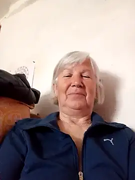 KlaudiaDarling online show from 05-06-26, 10:31