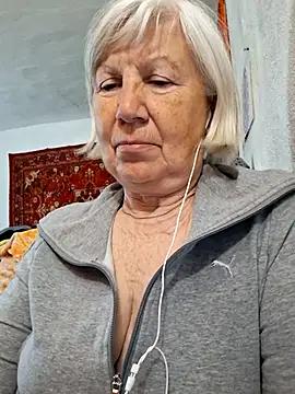 KlaudiaDarling online show from 05-11-26, 08:09