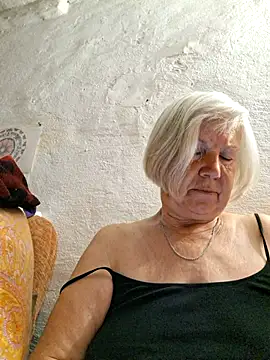 KlaudiaDarling online show from 06-23-26, 07:12