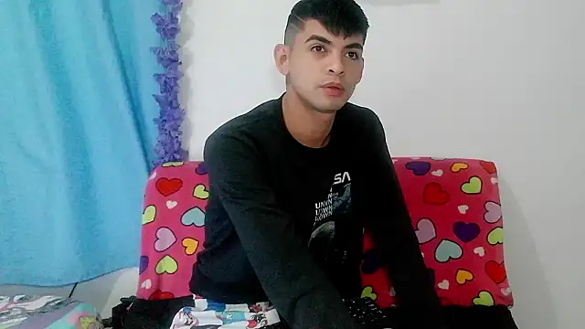 nico22love online show from 02-09-26, 12:25