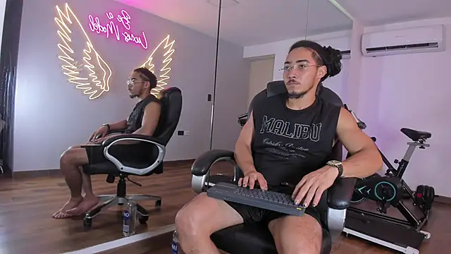 Maximo Zahir online show from 02-06-26, 03:11