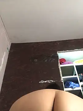 Snapshot of villa-Karinn chatting on 04-10-26, 06:23 villa-Karinn online show from 04-10-26, 06:23