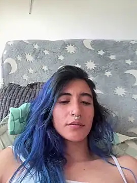 Snapshot of LunaisBack chatting on 03-17-26, 03:15 LunaisBack online show from 03-17-26, 03:15