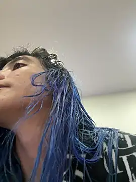 Snapshot of LunaisBack chatting on 03-18-26, 10:57 LunaisBack online show from 03-18-26, 10:57