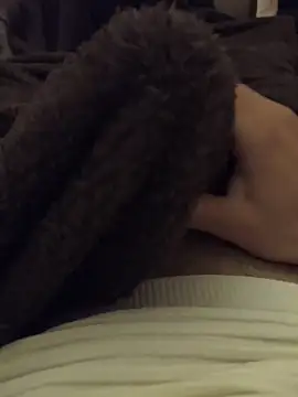 Snapshot of Xgbj chatting on 04-07-26, 09:04 Xgbj online show from 04-07-26, 09:04