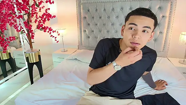 Jaden and sofia online show from 01-18-26, 03:43