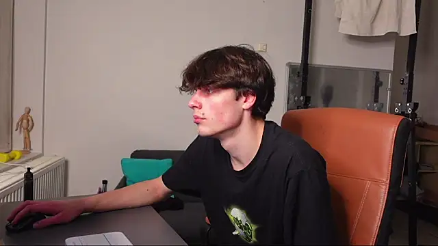 Daniel Shawnn online show from 01-13-26, 05:29