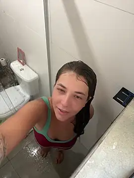 claraa19 online show from 02-11-26, 09:09