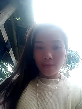 yeutinh00 online show from 12-23-25, 05:49