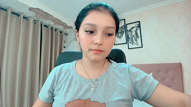 littlemolly walcott online show from 04-14-26, 12:27