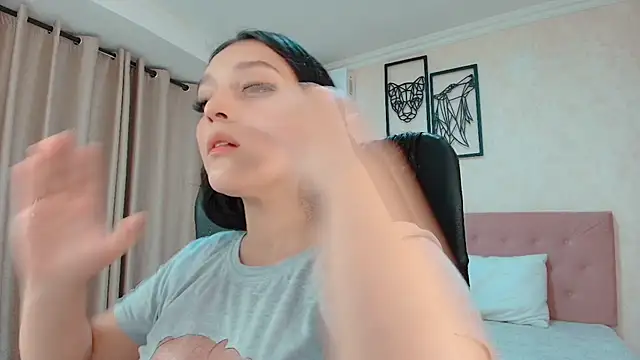 littlemolly walcott online show from 07-25-26, 10:29