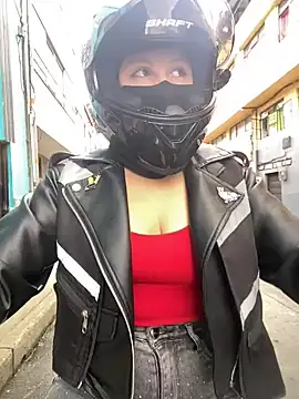 Scarlet auraa online show from 05-31-26, 08:32