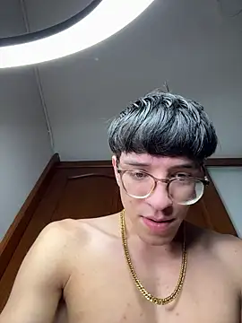 ArthurDavies  online show from 02-07-26, 04:27