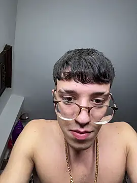 ArthurDavies  online show from 03-12-26, 09:48