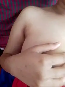 Snapshot of himu30283 chatting on 03-10-26, 05:34 himu30283 online show from 03-10-26, 05:34