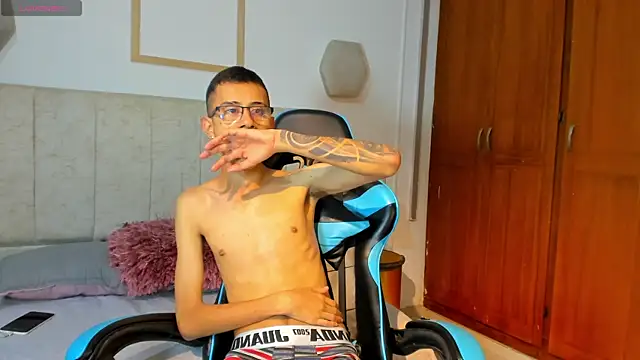 asher lux online show from 01-06-26, 01:48