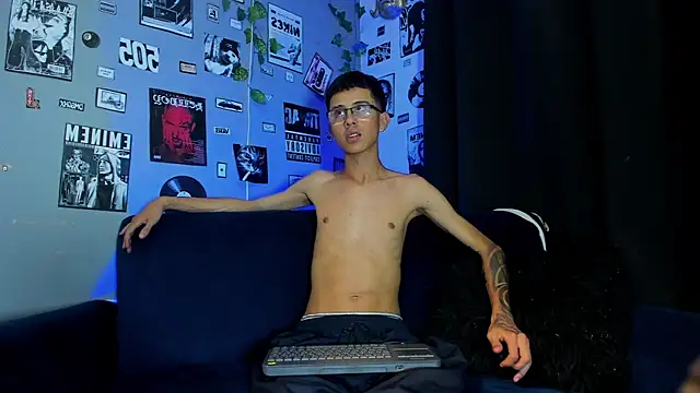 asher lux online show from 05-13-26, 07:55