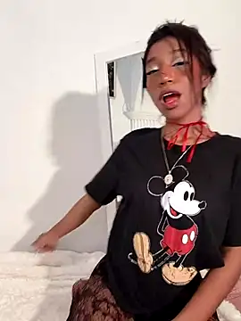 DAMMLEYLA online show from 01-17-26, 05:45